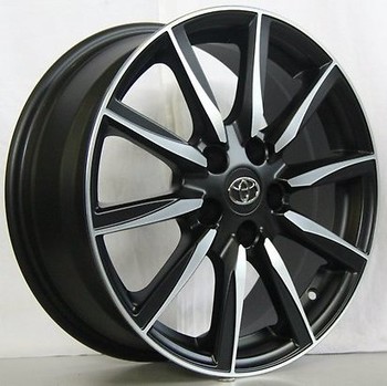 Диск Replica LA TY48 17x7 5x114.30 ET39 DIA60.10 MBF